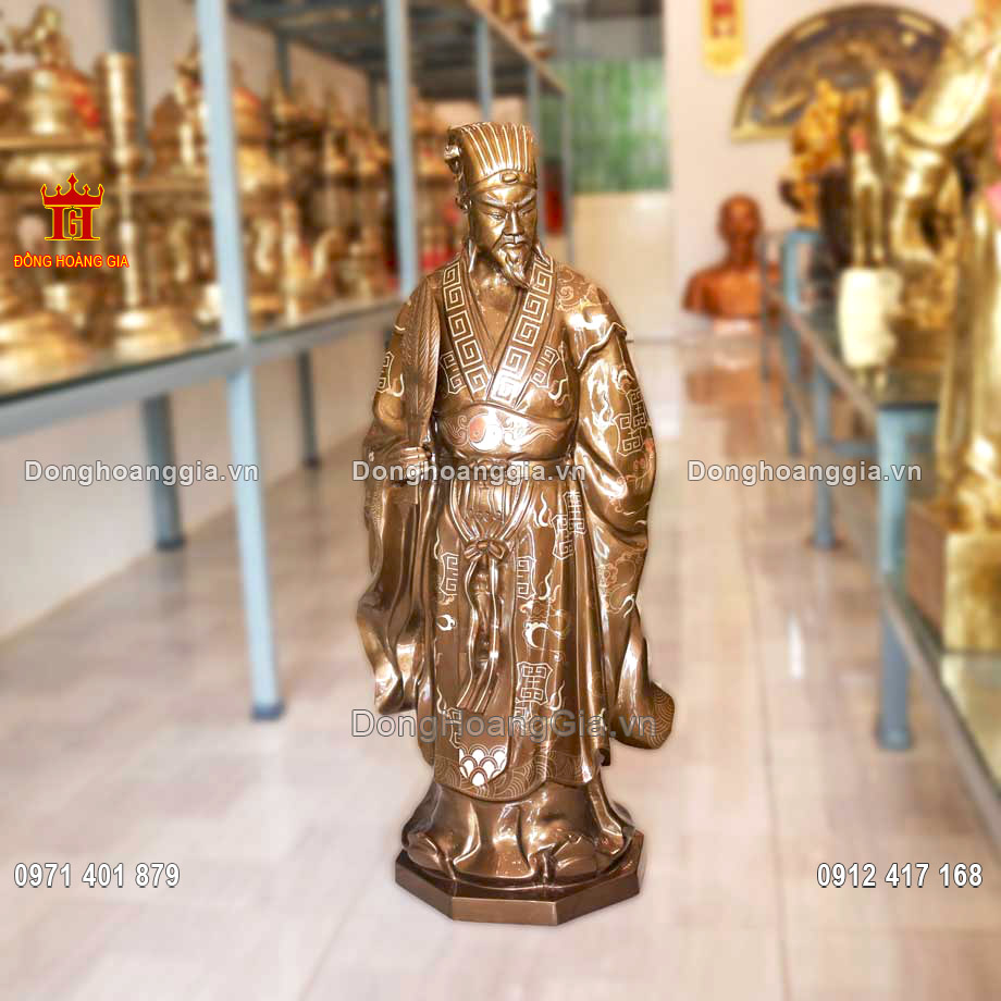 Đặt tượng Khổng Minh trong nhà, nơi làm việc mang đến may mắn cho gia chủ